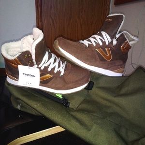 Tretorn brown suede high top hiking sneakers